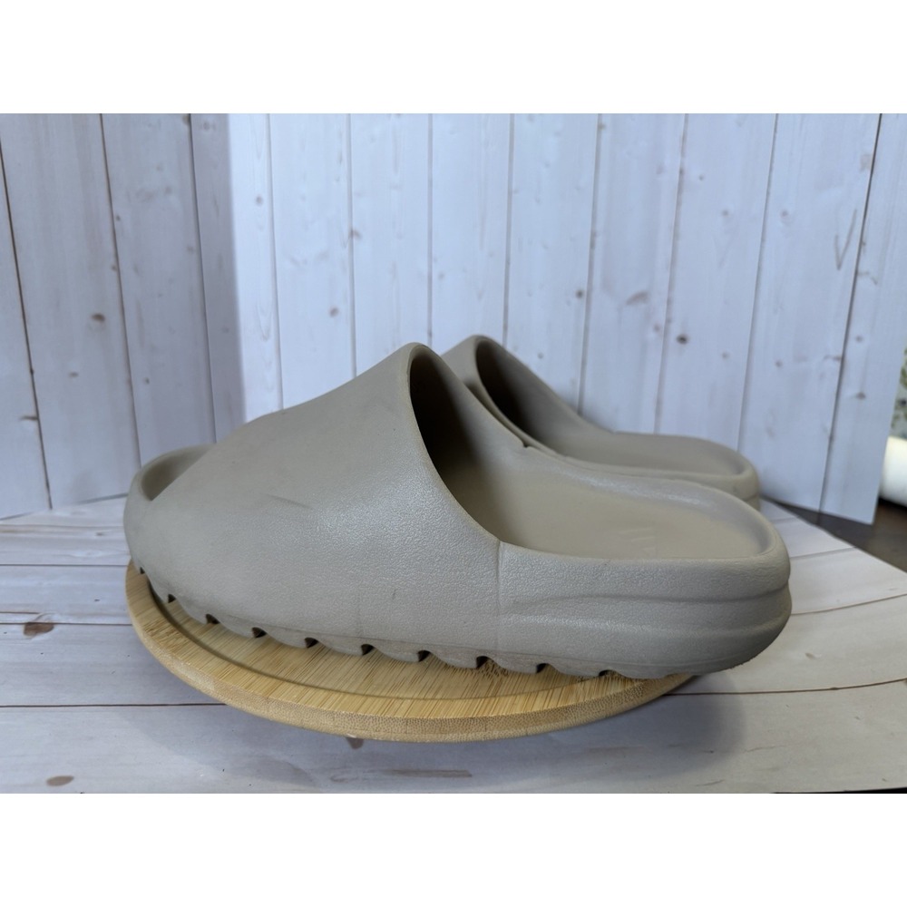 adidas Yeezy YZY Slide Men's Beige Rubber Slip-On Sandals US 10 FW6345